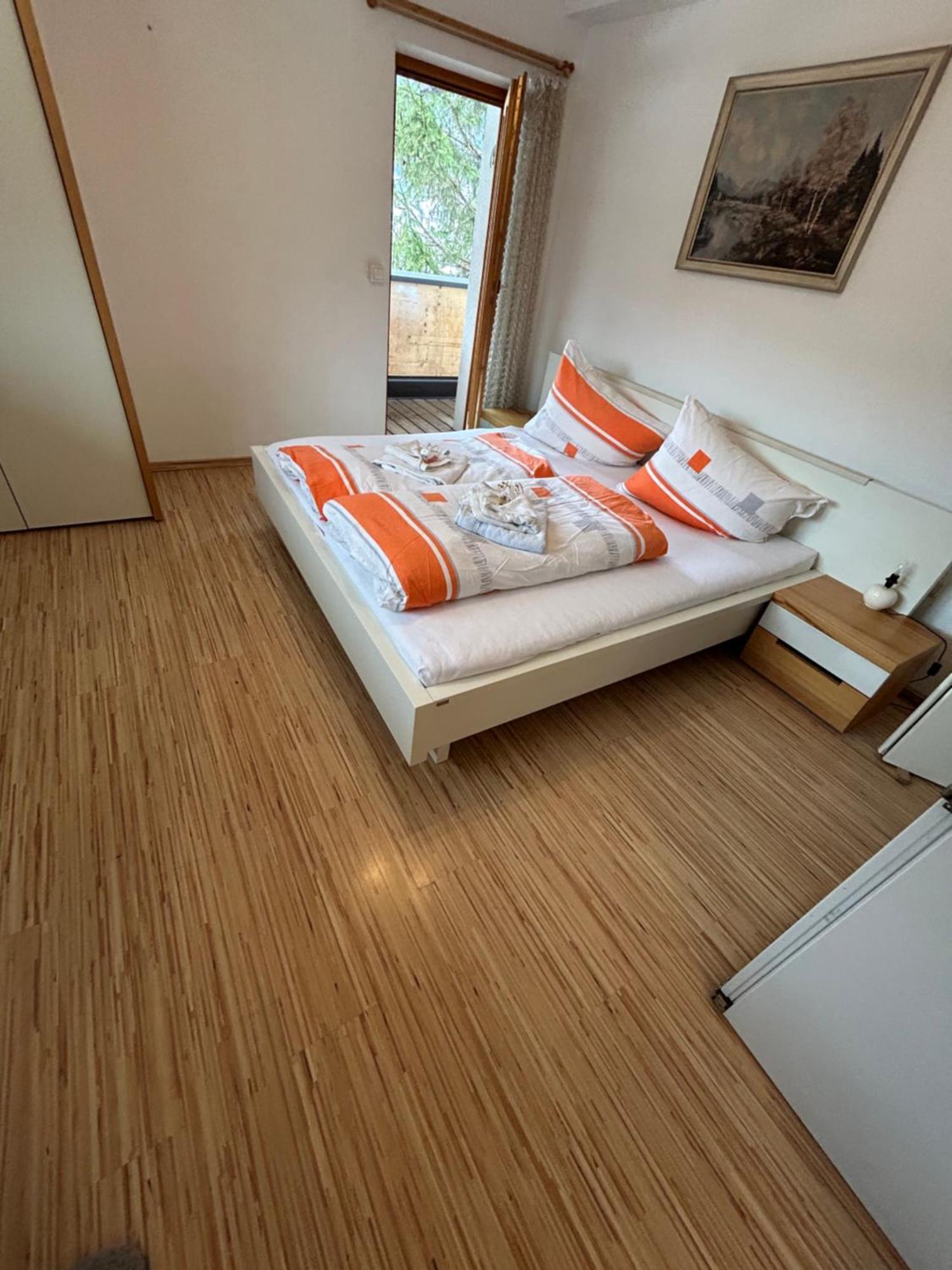 Austrian Motel Heiss Пруц Экстерьер фото