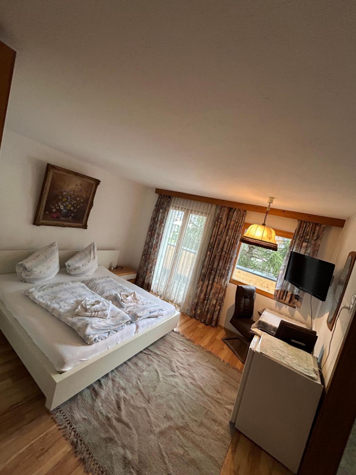Austrian Motel Heiss Пруц Экстерьер фото