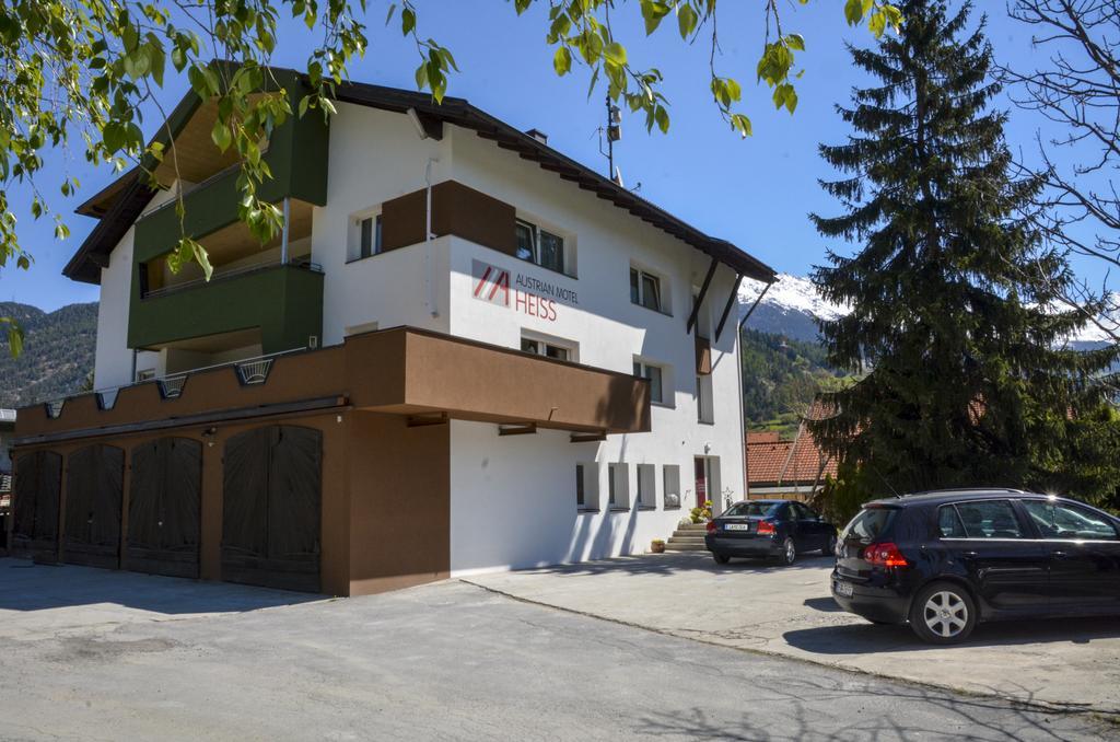 Austrian Motel Heiss Пруц Экстерьер фото